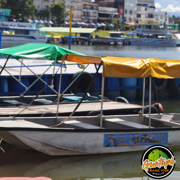 ALQUILER DE BOTES LIVIANOS EN GUATAPÉ - Image 7